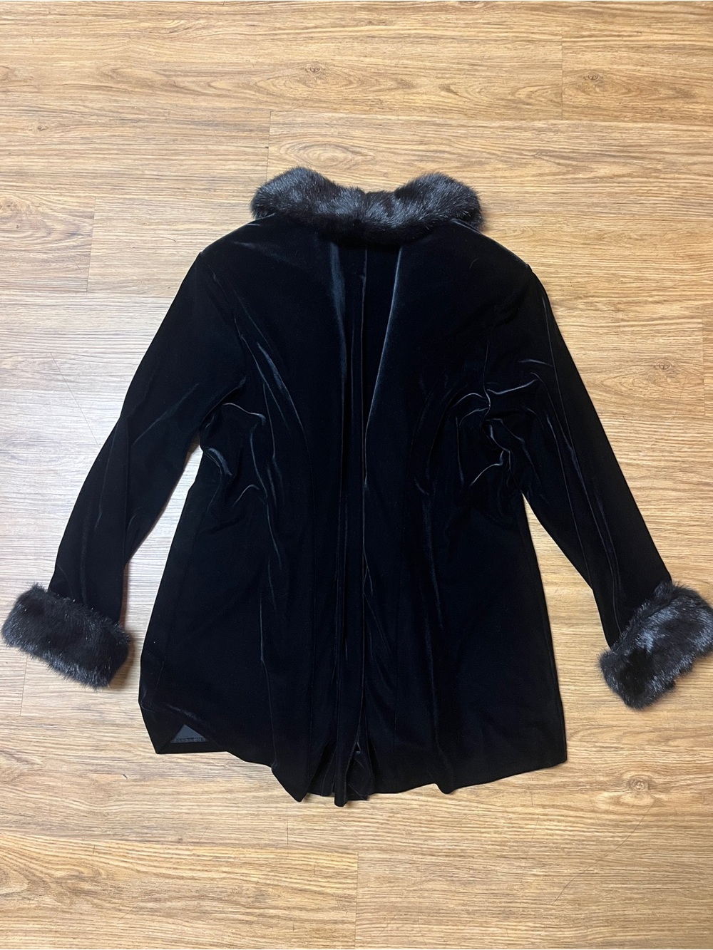 Vintage Patra Black Velvet Coat Cardigan with Faux Fur Trim Goth Witchy Glam 3X - Picture 7 of 10